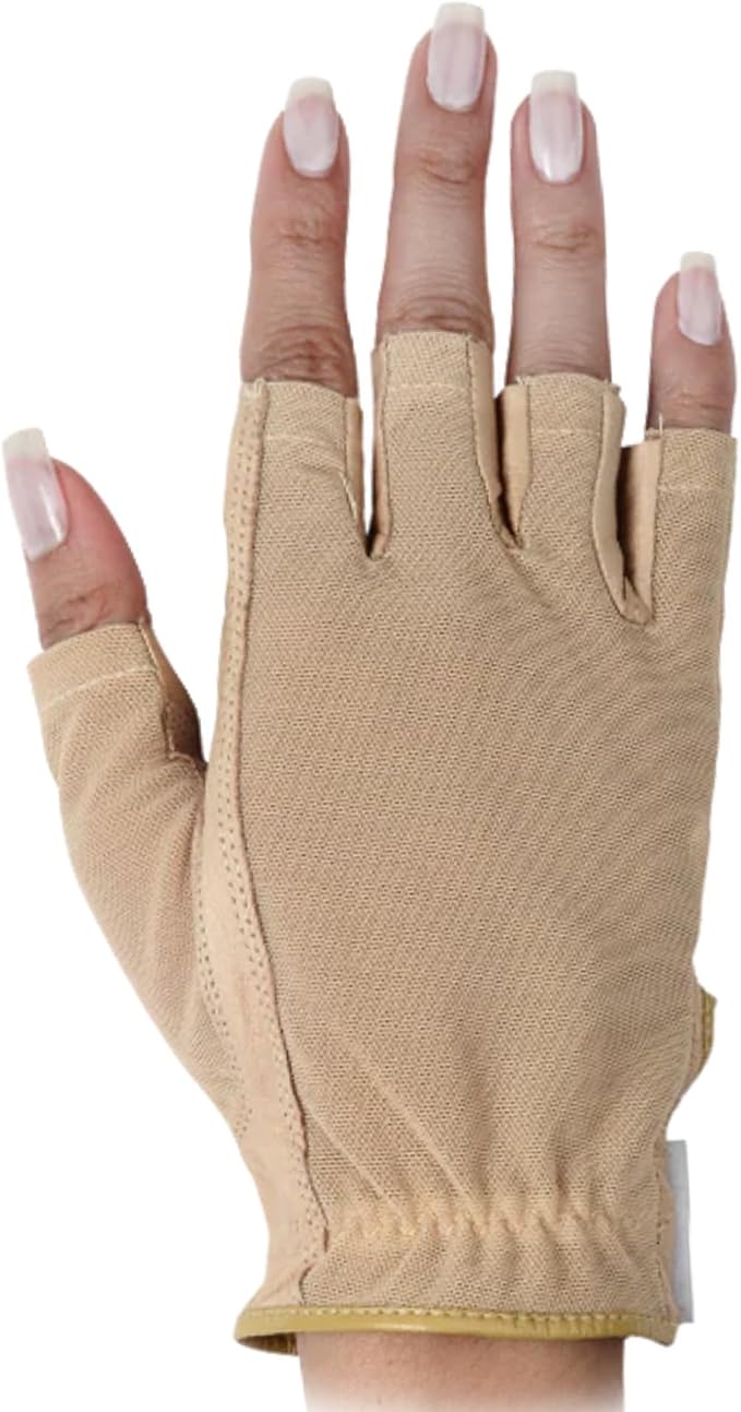 Solar Tan Womenβs Half Golf Glove | SPF 10 UV-Filter Fabric, Breathable Cooling Fingerless Design for Even Tan