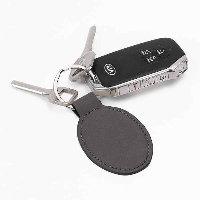 LaserGram Oval Keychain, Golfer Golfing, Personalized Engraving Included (Gray)